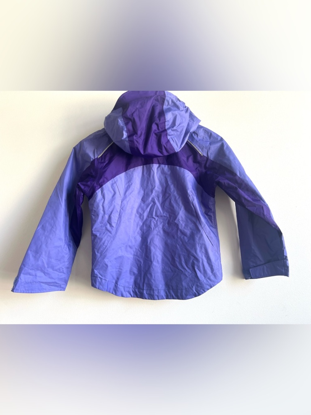 Columbia Girls' Lavender and Deep Purple Hooded Rain Jacket 4/5 Gorpcore - Picture 2 of 5